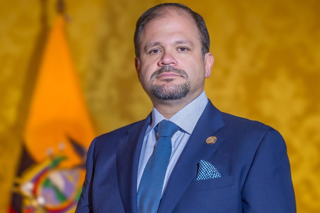 Extorsiones en la Bahía: ministro del Interior lanza llamado urgente a comerciantes