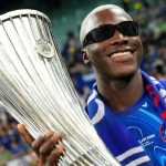 Moisés Caicedo fue el alma de la fiesta en los festejos del Chelsea