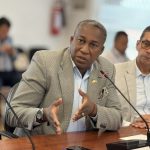 Asamblea exhorta a Roberto Cuero a ofrecer disculpas a las Fuerzas Armadas