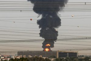 El aeropuerto de Dubái reanuda los vuelos ‘gradualmente’, tras incidente con un dron