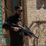 Más de 400 talibanes y 100 civiles muertos en conflicto con Pakistán