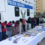 Operativo Apolo 16 deja 33 detenidos con supuestos vínculos a Los Lobos y Los Choneros en Quito Este contenido ha sido publicado originalmente por EL COMERCIO. Si vas a hacer uso del mismo, por favor, cita la fuente y haz un enlace hacia la nota original en la dirección: https://www.elcomercio.com/actualidad/seguridad/operativo-apolo-detenidos-supuestos-vinculos-los-lobos-y-los-choneros-quito/