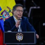 Gustavo Petro frena aranceles del 100 % a Ecuador pero recalca que no venderá energía