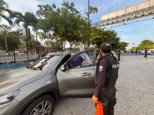 “Tenemos que ser más fuertes en la represión al delito”: Policía Nacional anuncia nuevos controles en Guayaquil tras toque de queda