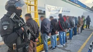 Intervención policial en Quito deja 60 aprehendidos