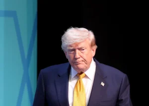 Trump dice que EE.UU. se convertirá en el ‘guardián’ de Ormuz