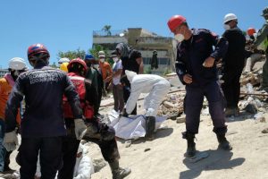 Venezuela continúa con la búsqueda de cuerpos tras dos semanas del doble terremoto