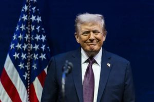 Donald Trump anuncia aranceles del 50 % a autos y acero de Canadá