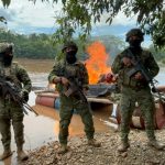 Ejército destruye campamentos presuntamente vinculados a minería ilegal en Sucumbíos